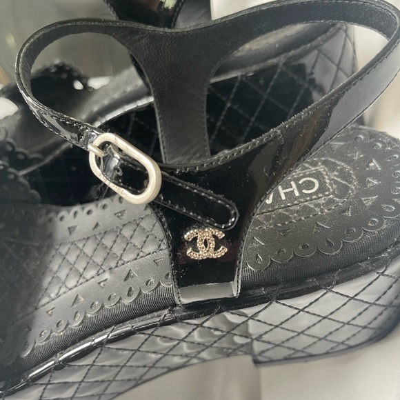 Authentic Chanel platform sandals. NWOT - Picture 5 of 8